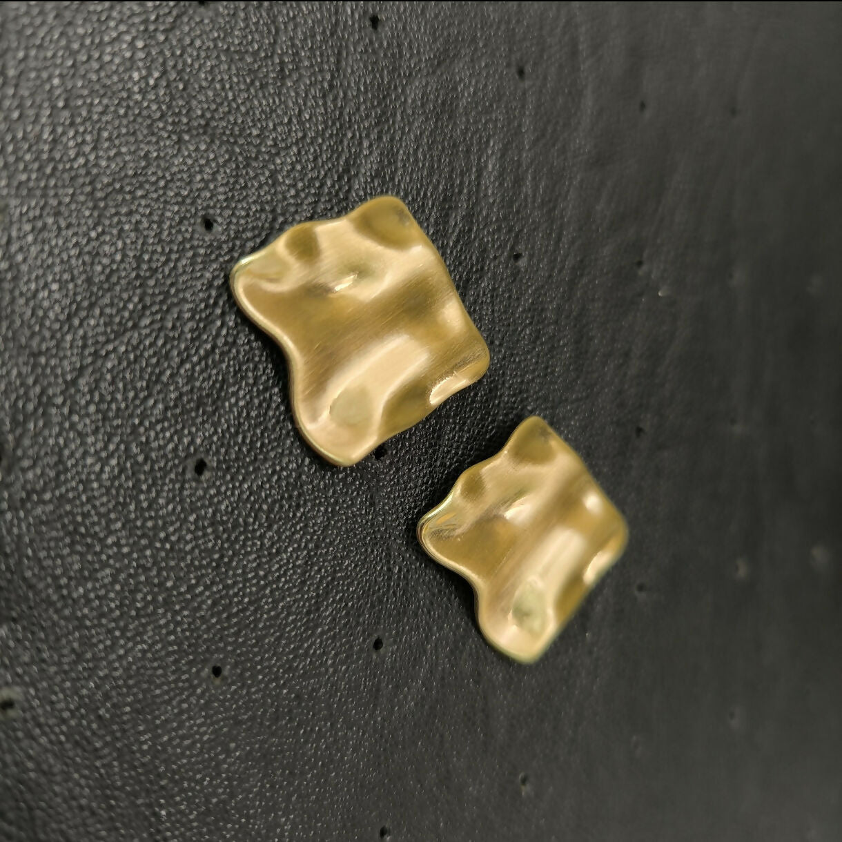 Aretes divina en acero inoxidable