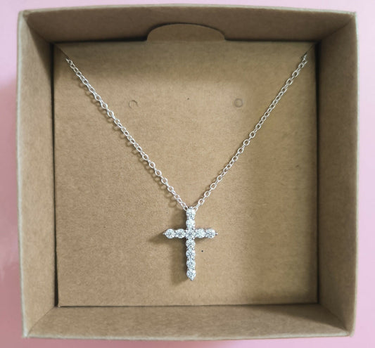 Collar Cruz en Plata y Moissanita