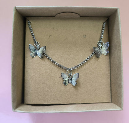 Collar Mariposas 3 en Acero Plateado