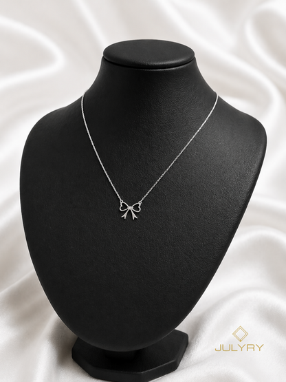 Collar lazo pequeño en plata 925/950
