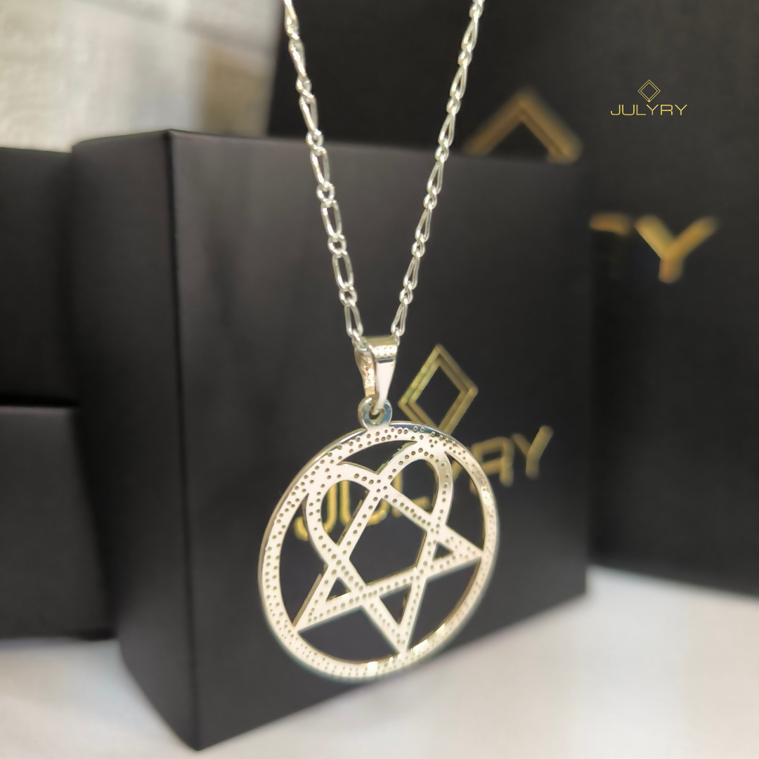 Collar Heartagram en Plata